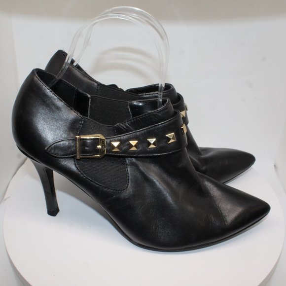 GUESS T Pyramid Studded Sz 8.5M Black Leather Ankle Booties Stilettos Heels #144 - Picture 5 of 16
